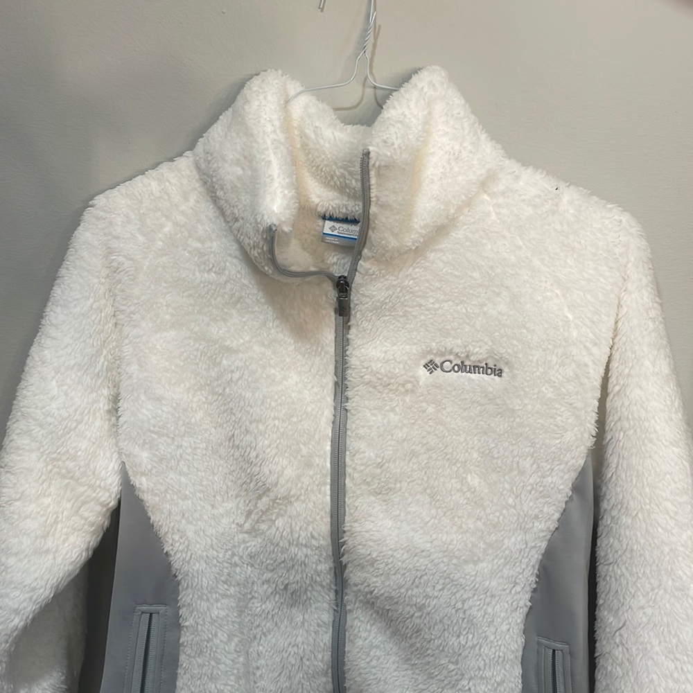 White fleece women’s jacket